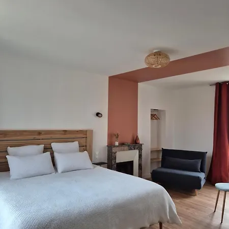 Les De Marcel 3* Saint-Remy-la-Varenne