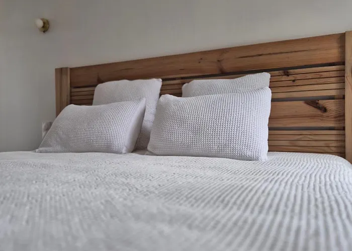 Les De Marcel Bed & Breakfast 3*